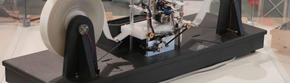 Máquina de Turing construida por Mike Davey